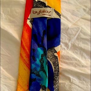 Rare 70’s Byblos silk tie 70’s orange design